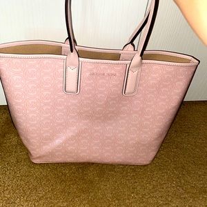 Michael Kors tote bag.